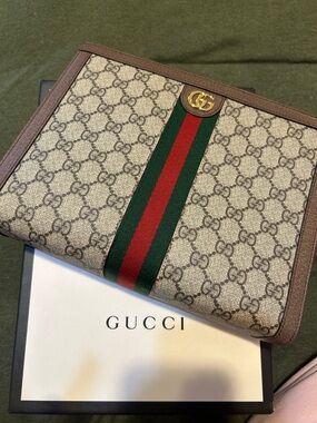 Gucci Beige GG Supreme Canvas Web Stripe Women’s Pouch with Brown Trim